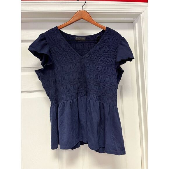 Lane Bryant Navy Smocked Cap Flutter Sleeve Top sz 22/24 - Picture 1 of 7